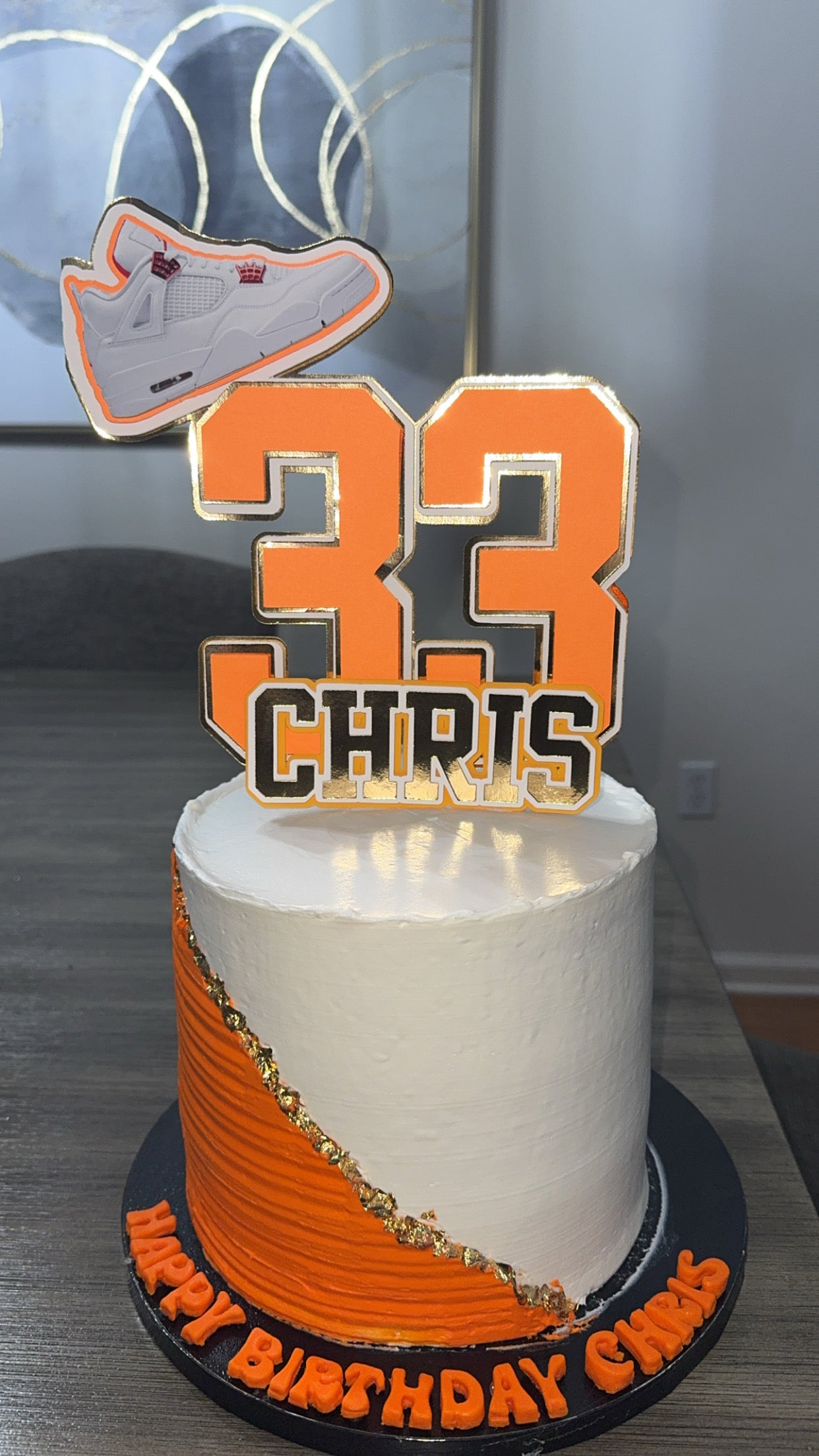 SHOE THEMED CAKE TOPPER
