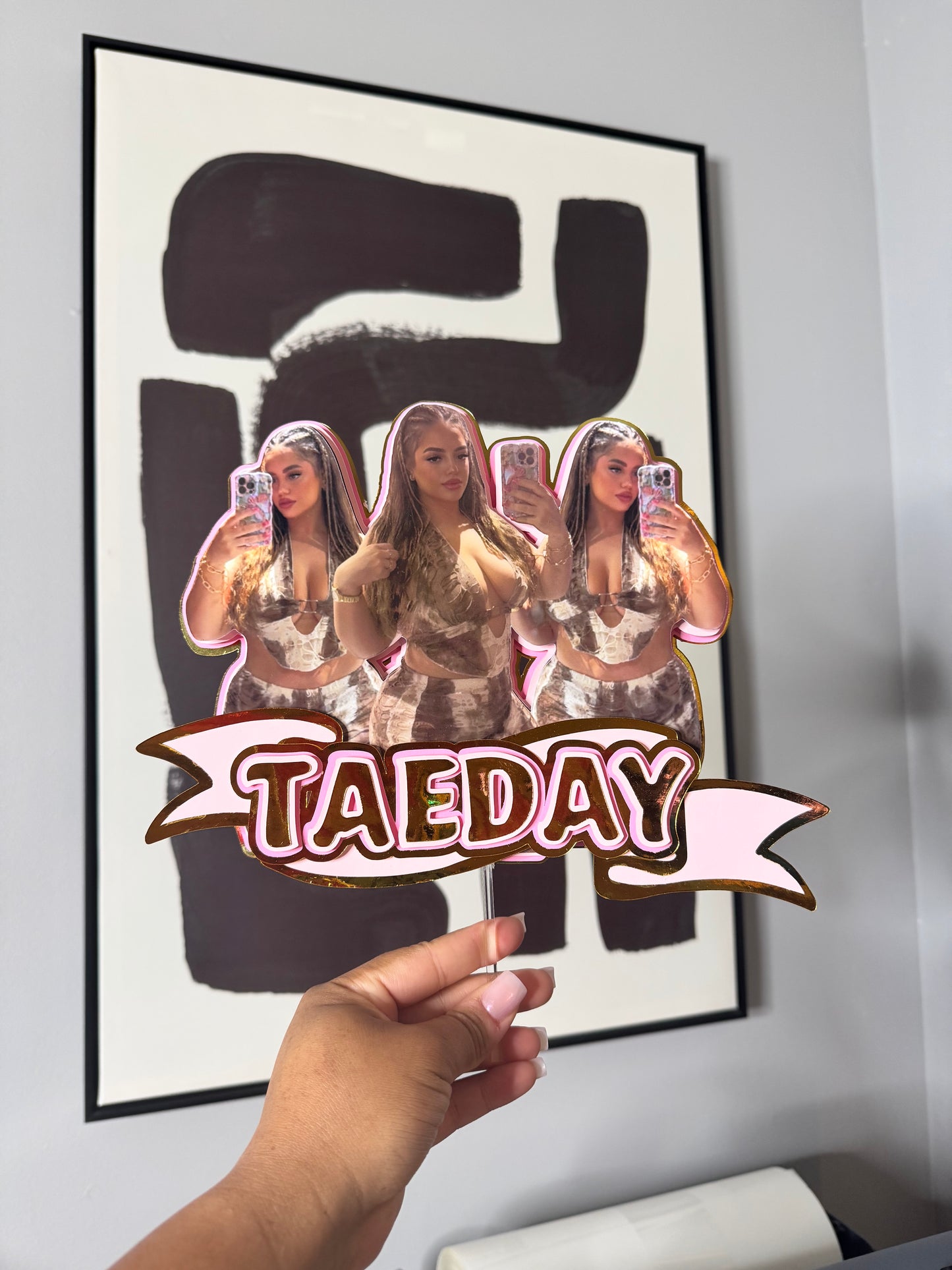 PORTRAIT CAKE TOPPER