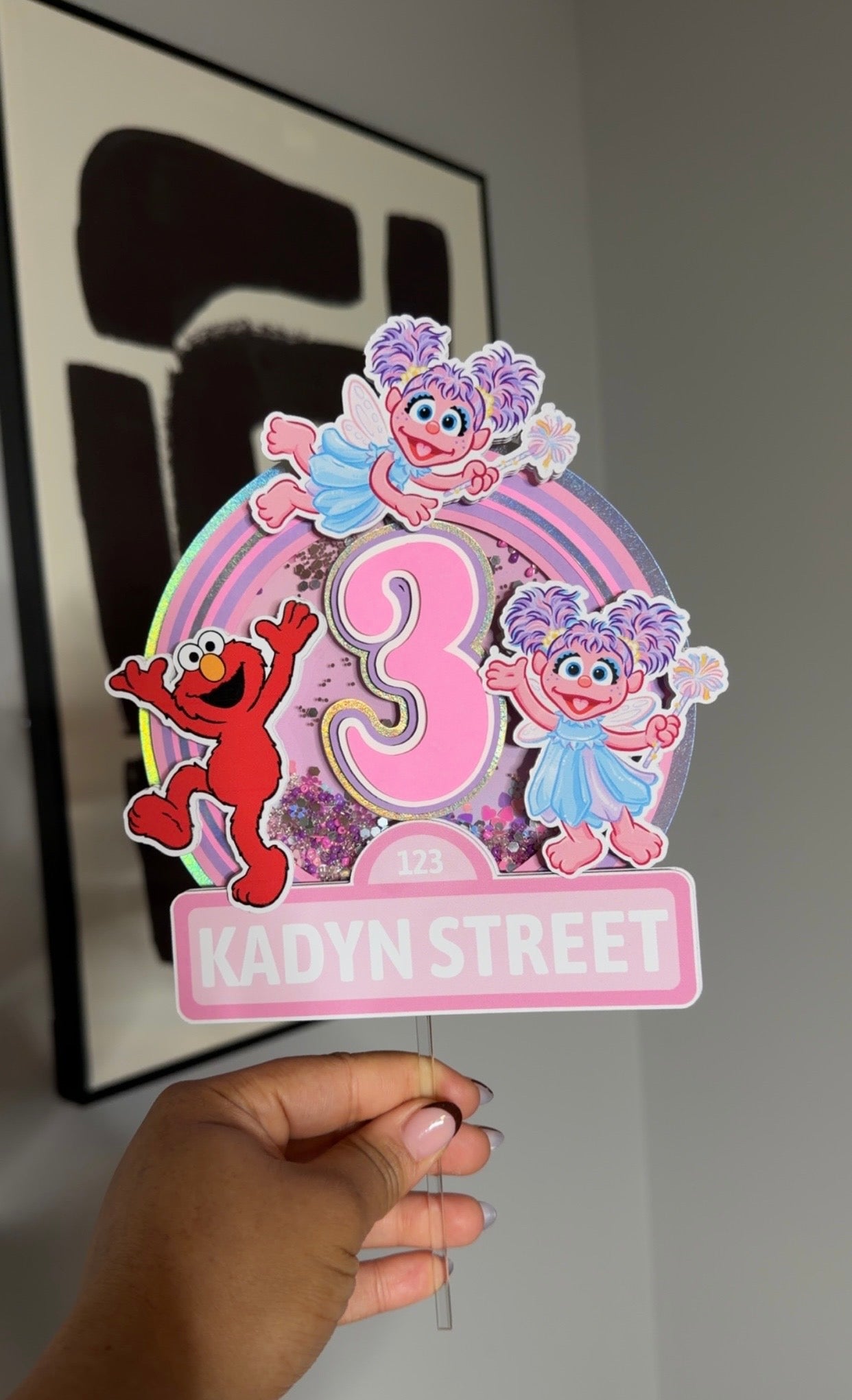SESAME CAKE TOPPER